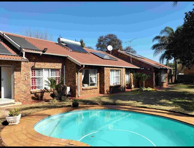 3 BEDROOM HOUSE FOR SALE IN WIERDA PARK